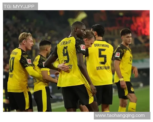 多特蒙德遭遇惨败,客场输给奥格斯堡! 多特蒙德遭遇惨败,客场输给奥格斯堡!