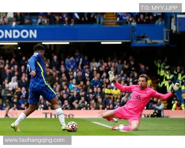 切尔西击败诺里奇城,英超榜首稳坐 切尔西击败诺里奇城,英超榜首稳坐