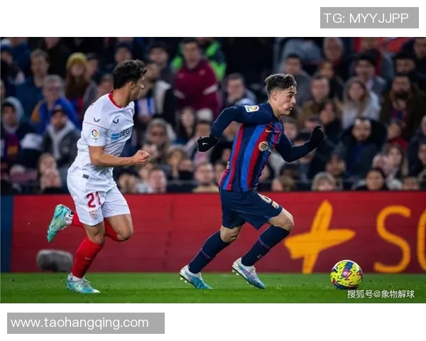 塞维利亚3-2逆转巴伦西亚，近7轮主场全胜！看“足球艺术”的巅峰之战